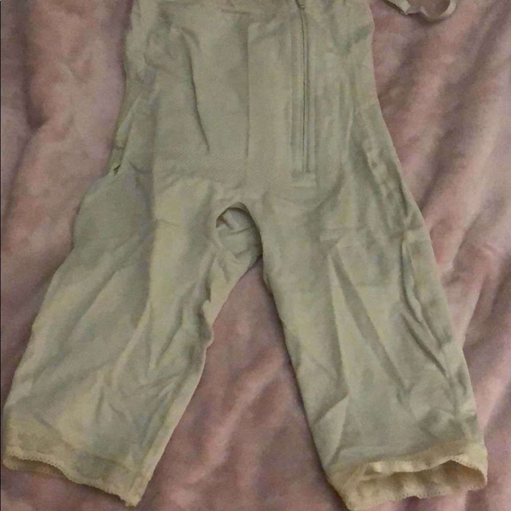 Body shaper - Picture 3 of 3